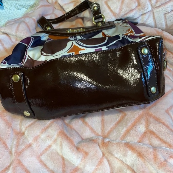 Coach Purse with one strap and two handles - Picture 5 of 5